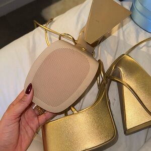 Naked Wolfe Platform 37.5